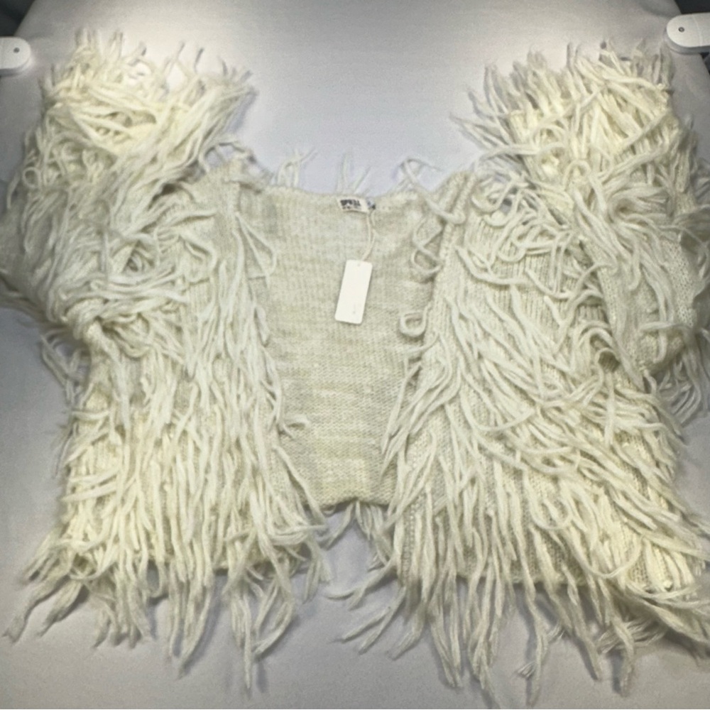 Spell And The Gypsy Collective NWT Cream Fringe Mohair Cardigan OS - Picture 10 of 15